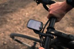 Détail du compteur GPS Garmin Edge 840 Solar